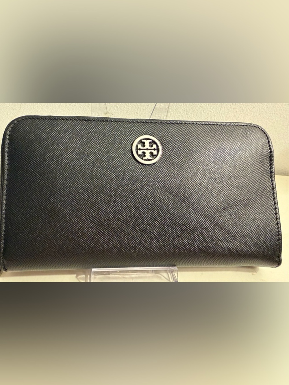 TORY BURCH Robinson Zip Around Continental Wallet In Black